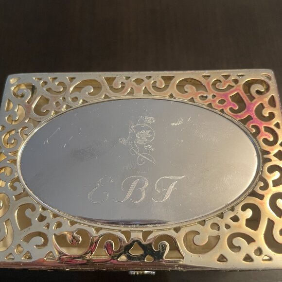 Engraved Silver and gold plated jewelry box (EBF) - Picture 8 of 8